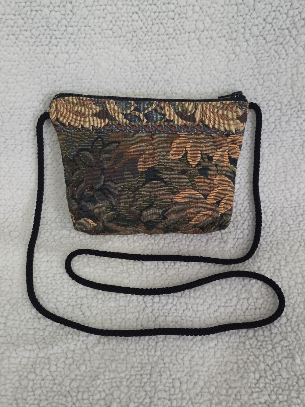 Vintage Brown Sugar Designs Crossbody Floral Tapestry Handmade in Tustin CA